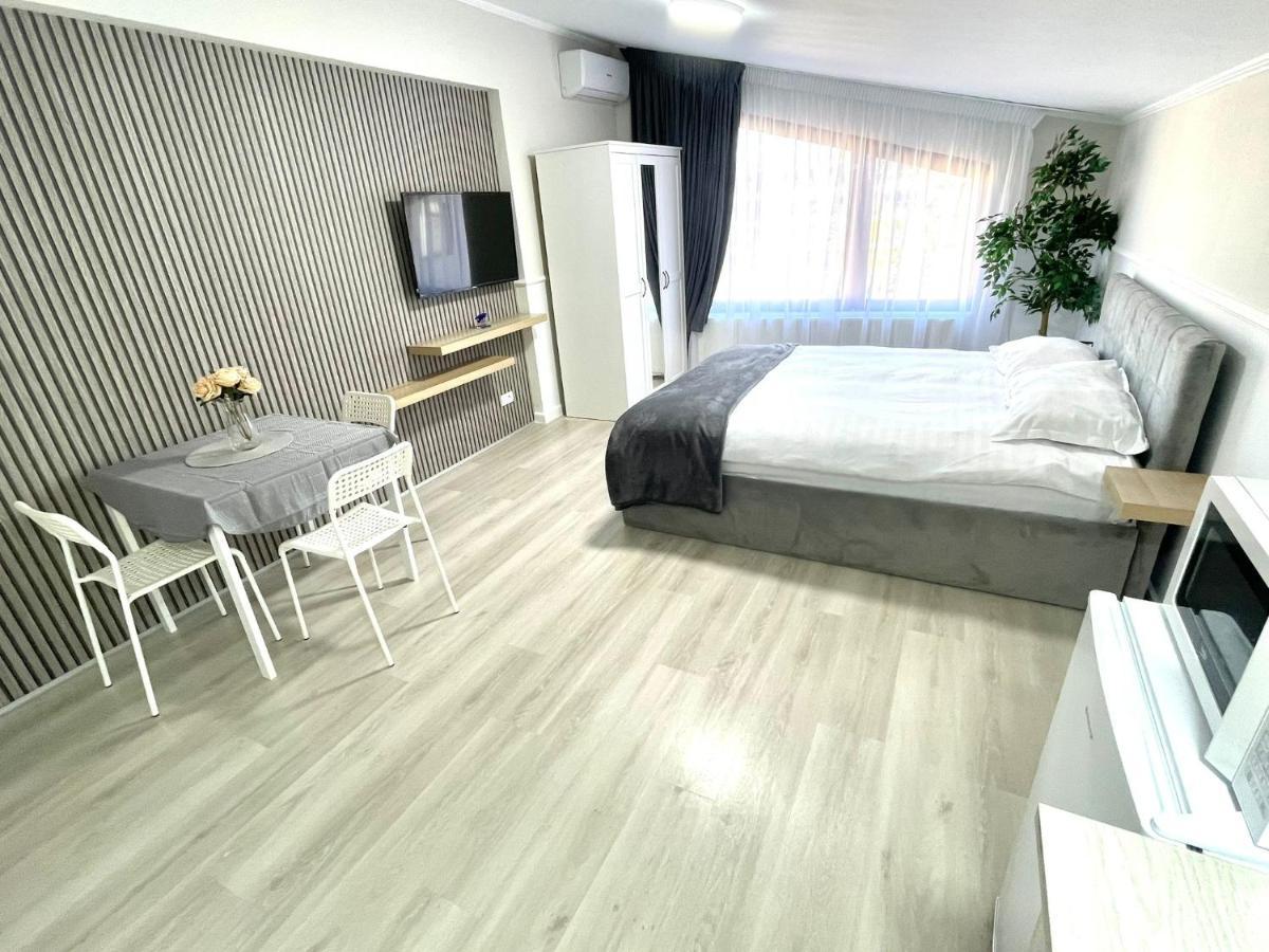 Baneasa Luxury Apartaments Bucharest Exterior photo