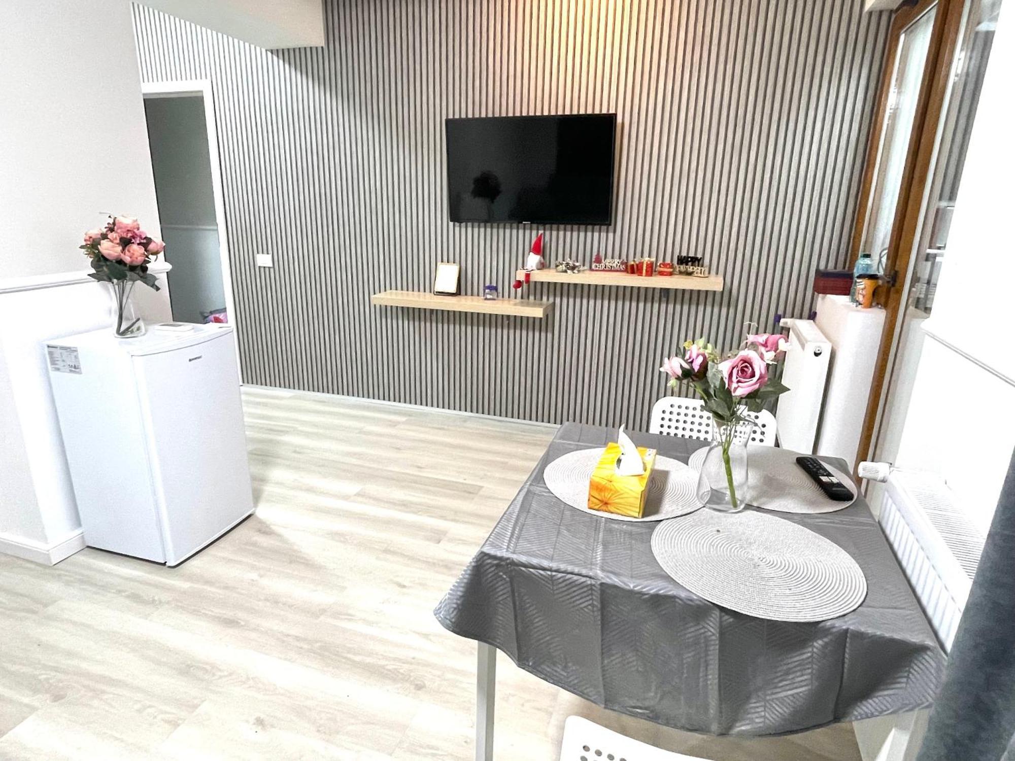 Baneasa Luxury Apartaments Bucharest Exterior photo